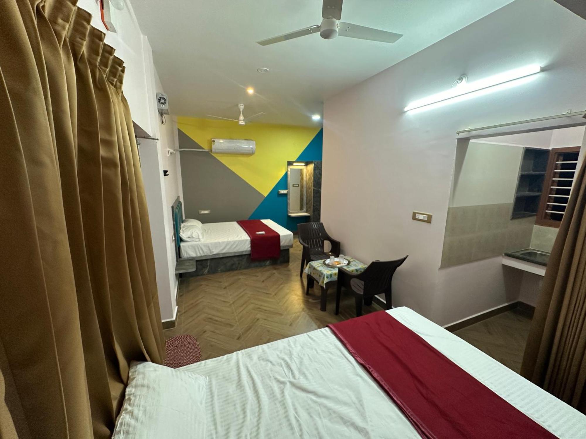 Om Lingeswaran Home Stay Tiruvannāmalai 외부 사진
