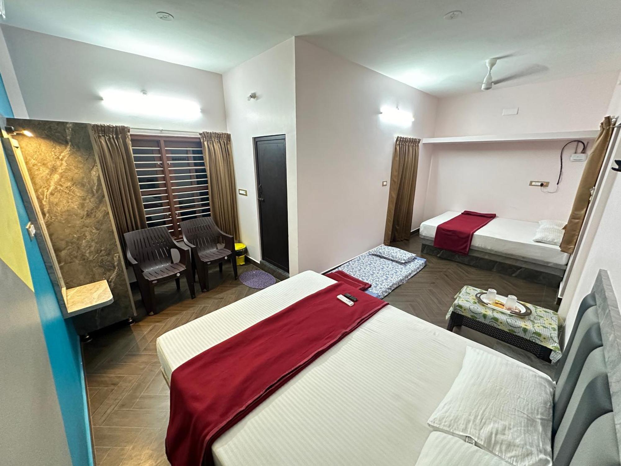 Om Lingeswaran Home Stay Tiruvannāmalai 외부 사진